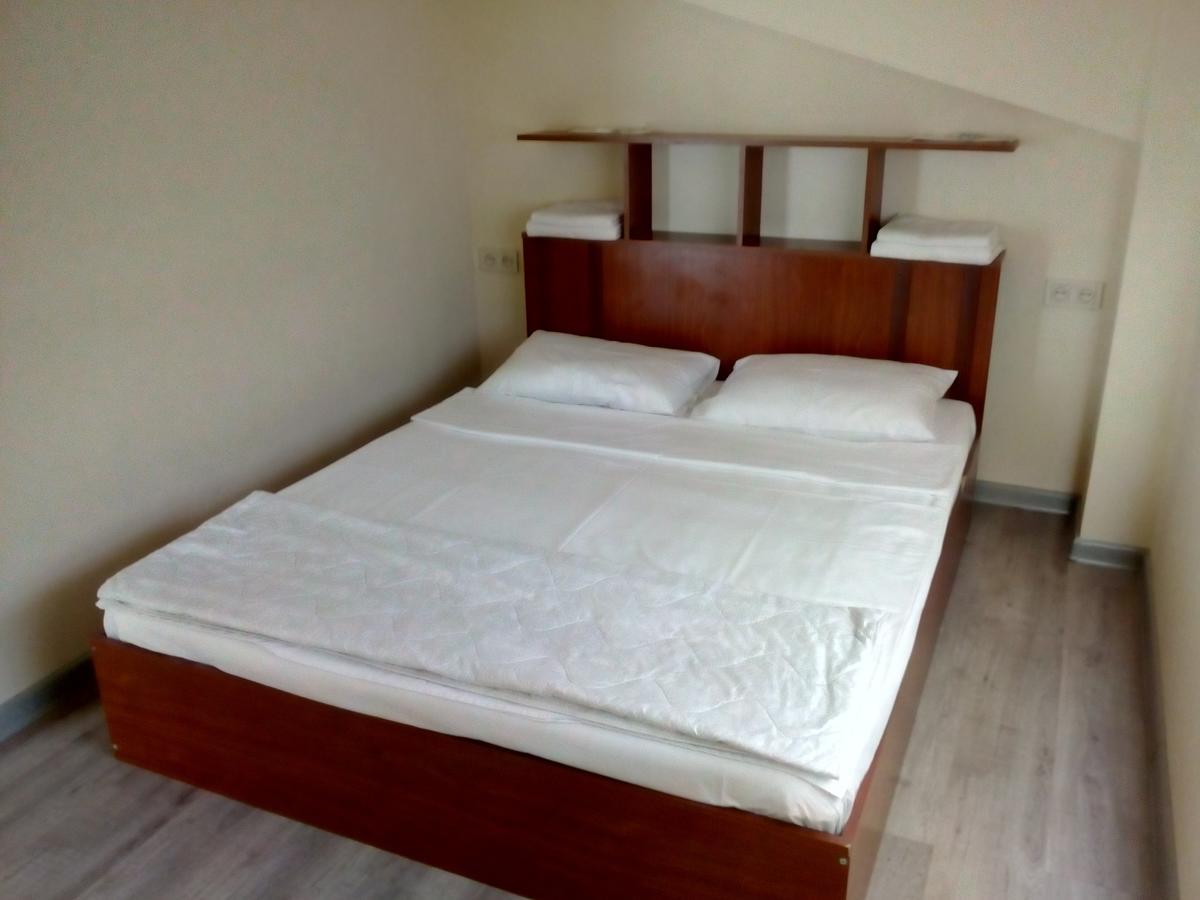 The Rooms Hostel Єреван Екстер'єр фото